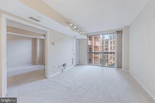 apt-314-4808 Moorland Ln, BETHESDA, MD, 20814-6134 | Card Image