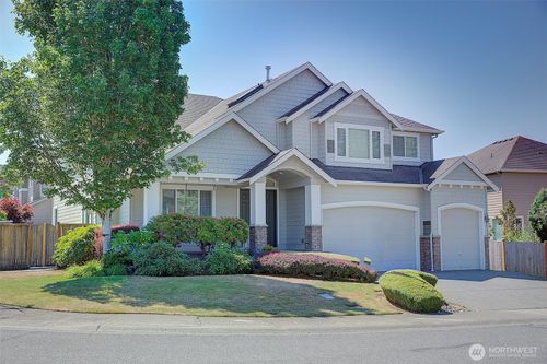 23829 Se 2nd Pl, Sammamish, WA, 98074-3690 | Card Image