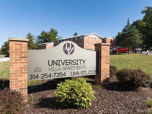 4318 Walker Ln, Normandy, MO, 63121-2022 | Card Image