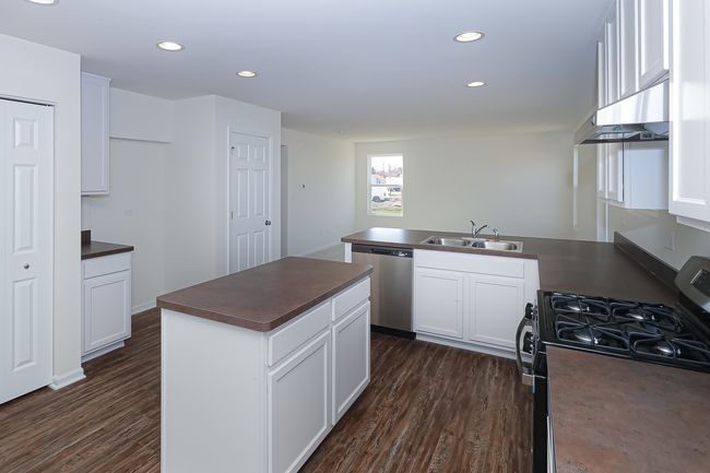 1776 Breton Ave, House other with 3 bedrooms, 3 bathrooms and 2 parking in North Aurora IL | Image 7