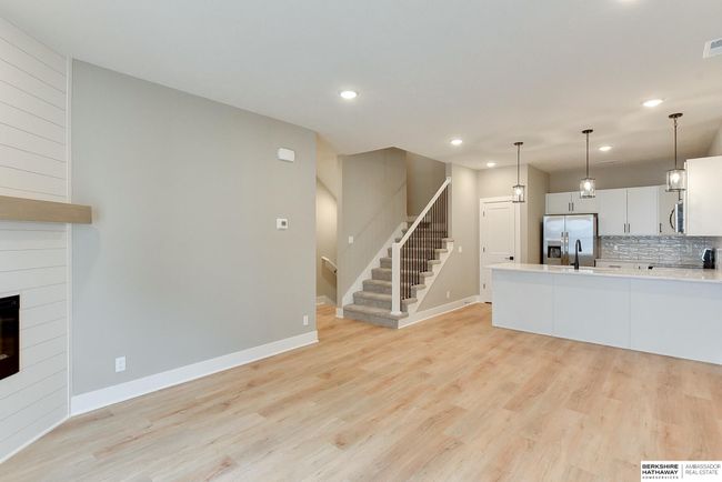 1917 Dahlman Rows Plz, Townhouse with 2 bedrooms, 3 bathrooms and 2 parking in Omaha NE | Image 9