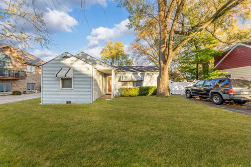 8115 Sayre Avenue, Burbank, IL, 60459 | Card Image