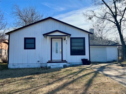 406 N Maytubby St, Kingston, OK, 73439-8052 | Card Image