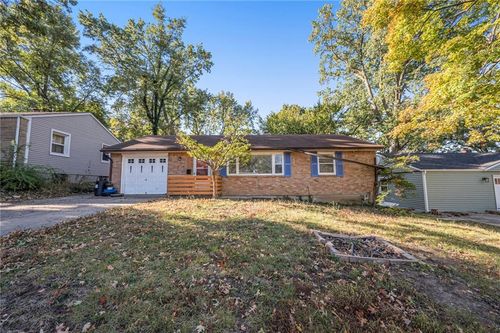 9613 E 25th Ter S, Independence, MO, 64052-1501 | Card Image