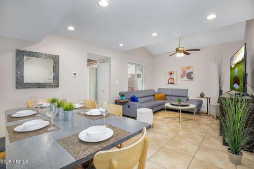 7818 E Rovey Ave, Scottsdale, AZ, 85250-4700 | Card Image