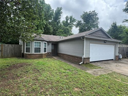 1010 23rd St, Russellville, AR, 72802-6987 | Card Image