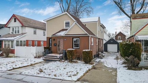 118 201st St, Jamaica, NY, 11412 | Card Image