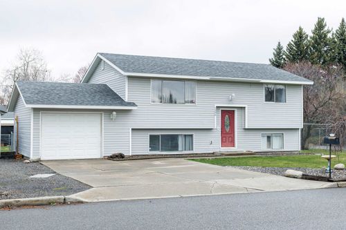 1206 S Best Rd, Spokane Valley, WA, 99037-9613 | Card Image