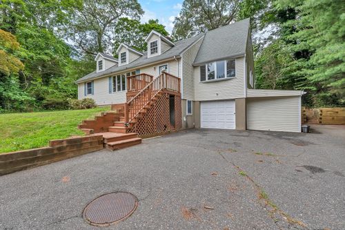 297 Woodbury Rd, Huntington, NY, 11743-4167 | Card Image