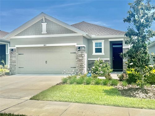 7871 Penrose Pl, Wildwood, FL, 34785-7765 | Card Image