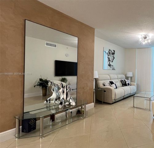 4204-16699 Collins Ave, Sunny Isles Beach, FL, 33160-5426 | Card Image