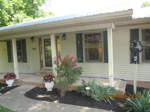 309 Birdsong Dr, Cadiz, KY, 42211-9358 | Card Image