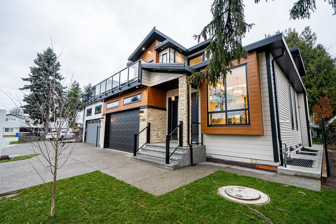 2380 Beaver Street, House other with 7 bedrooms, 6 bathrooms and null parking in Abbotsford BC | Image 2