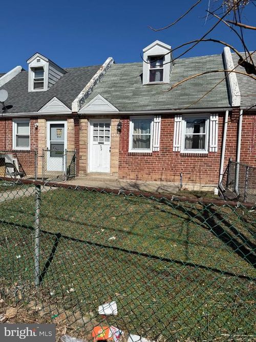 557 Wiltshire Rd, UPPER DARBY, PA, 19082-5015 | Card Image