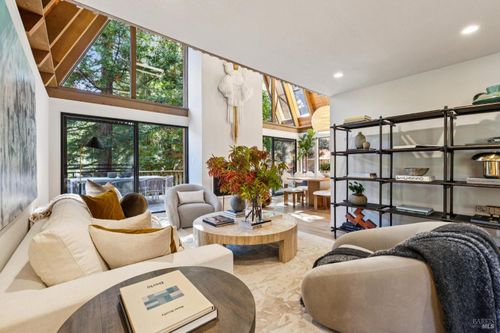 15 Oakdale Avenue, San Rafael, CA, 94901 | Card Image