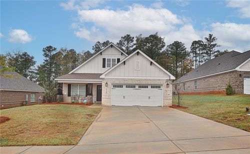 2300 Sherwood Drive, OPELIKA, AL, 36801 | Card Image