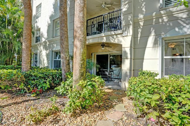 2113 Tuscany Way, Condo with 2 bedrooms, 2 bathrooms and null parking in Boynton Beach FL | Image 8