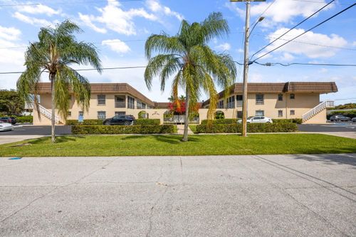 102-342 Southwind Dr, North Palm Beach, FL, 33408-5346 | Card Image
