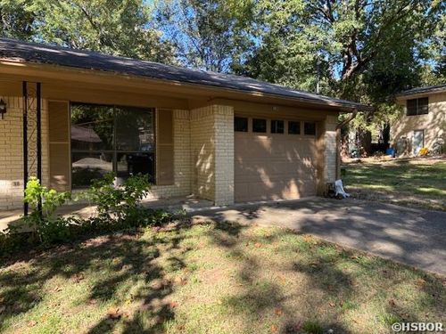 100 Wisteria Pl Hot Springs Place, Hot Springs, AR, 71913-0000 | Card Image
