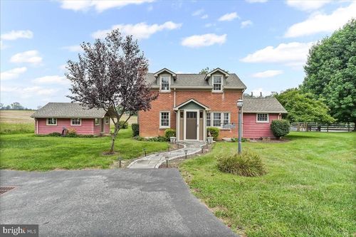 1439 Middletown Rd, GLEN MILLS, PA, 19342-9663 | Card Image