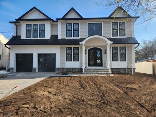 86 Azalea St, Paramus, NJ, 07652-1947 | Card Image