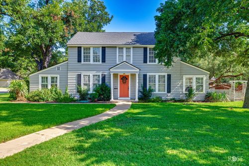 826 W Avenue H, San Angelo, TX, 76901-4554 | Card Image