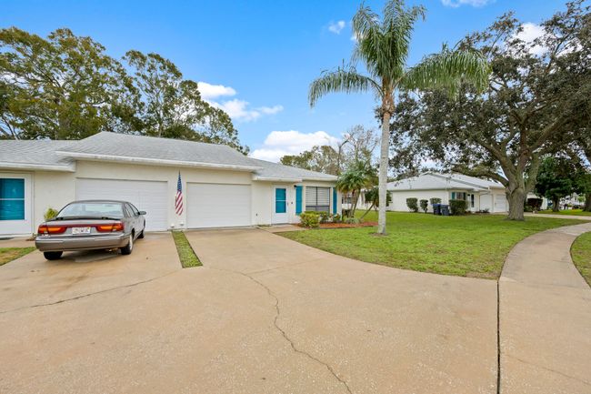 127 - 127 Mcneela Drive, Condo with 2 bedrooms, 2 bathrooms and null parking in Titusville FL | Image 3