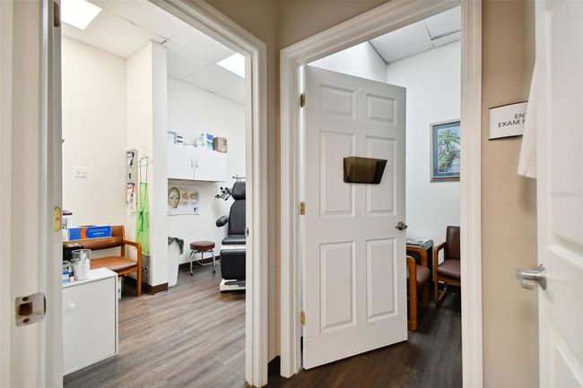 Exam rooms | Image 22