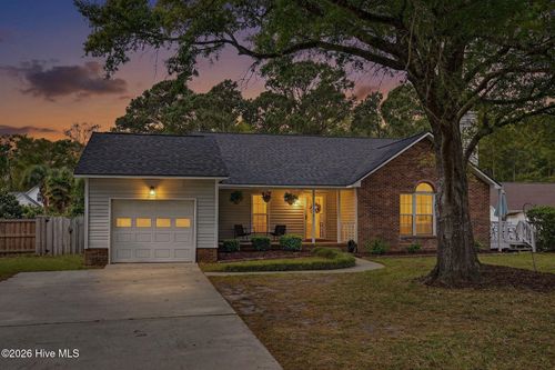 1500 Grove Point Rd, Wilmington, NC, 28409-4838 | Card Image