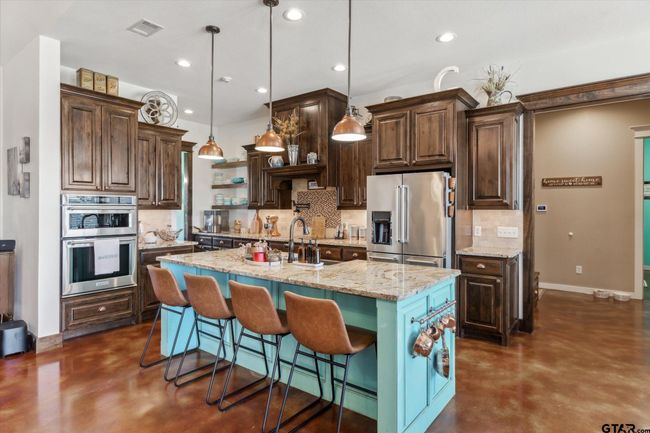 4152 Van Zandt County Road 4301, Home with 3 bedrooms, 3 bathrooms and null parking in Ben Wheeler TX | Image 20