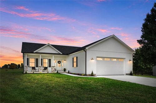 199 Knolls Dr, Wilmington, OH, 45177-7593 | Card Image