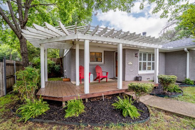 2217 Yucca Ave, House other with 2 bedrooms, 2 bathrooms and null parking in Fort Worth TX | Image 6