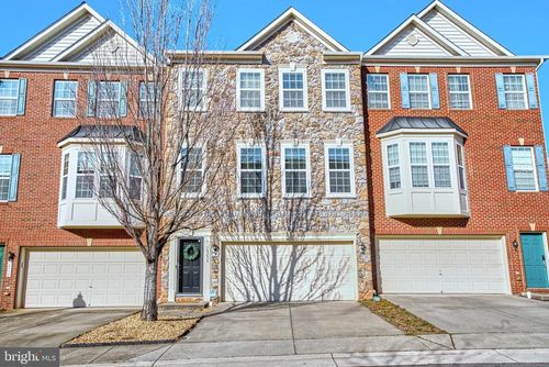 10228 Fountain Cir, MANASSAS, VA, 20110-2811 | Card Image