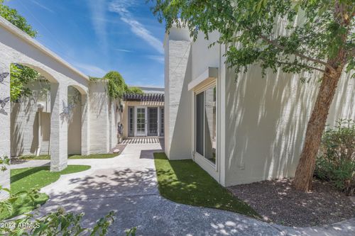 6932 E Montecito Ave, Scottsdale, AZ, 85251-2341 | Card Image