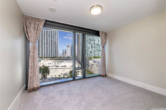 APT-1001 - 1108 Auahi St, Condo with 3 bedrooms, 3 bathrooms and 2 parking in Honolulu HI | Image 13