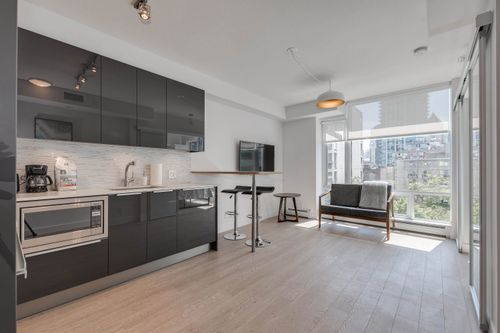 1207-1283 Howe St, Vancouver, BC, V6Z0E3 | Card Image