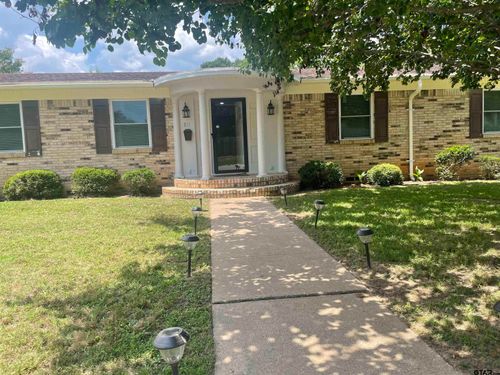 811 S Mahon Ave, Tyler, TX, 75701-2333 | Card Image