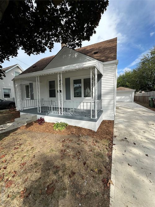 13787 Irene St, Southgate, MI, 48195-1835 | Card Image