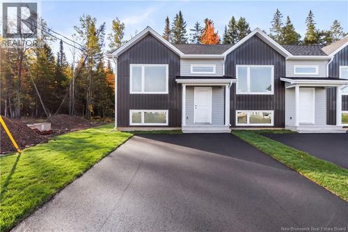 227 Eleves St, Dieppe, NB, E1A4V5 | Card Image