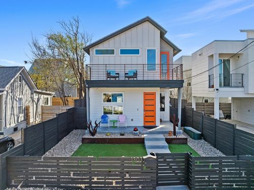 1303 Cedar Ave, Austin, TX, 78702-1835 | Card Image