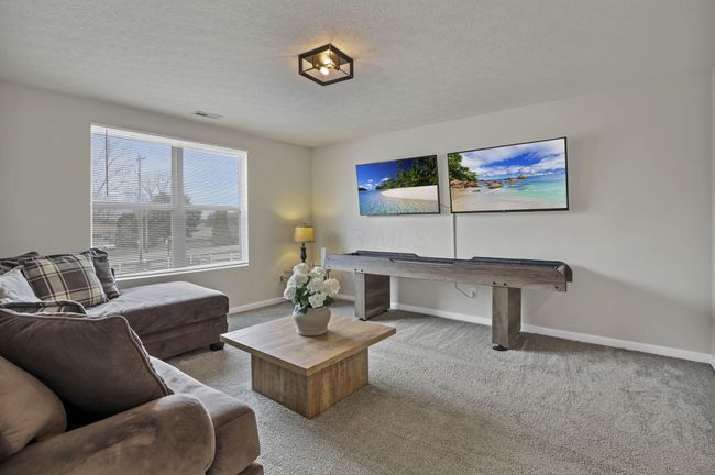 Loft area on 2nd floor | Image 24