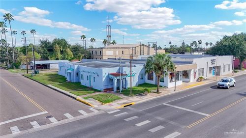 1122 N Conway Ave, Mission, TX, 78572-4103 | Card Image