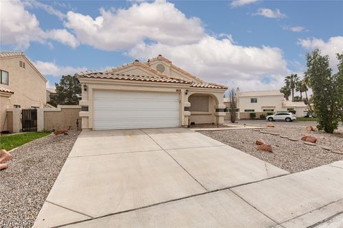 352 Lander Dr, Henderson, NV, 89074-1306 | Card Image