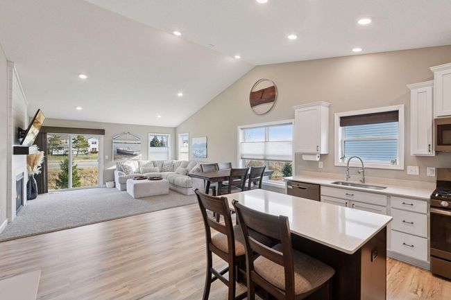 Open and airy floor plan | Image 7