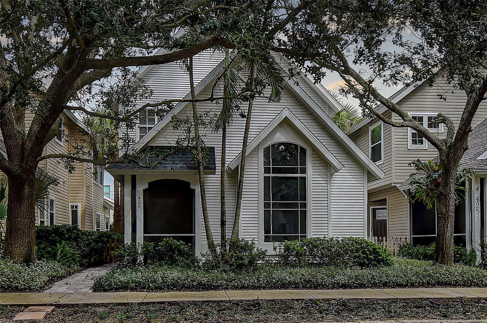 14th Ave, Saint Petersburg, FL 33701