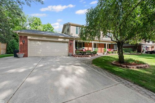 37466 Tall Oak Dr Drive, Clinton Charter Township, MI, 48036 | Card Image