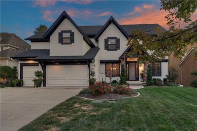 9505 W 161st Street, House other with 4 bedrooms, 3 bathrooms and null parking in Overland Park KS | Image 3