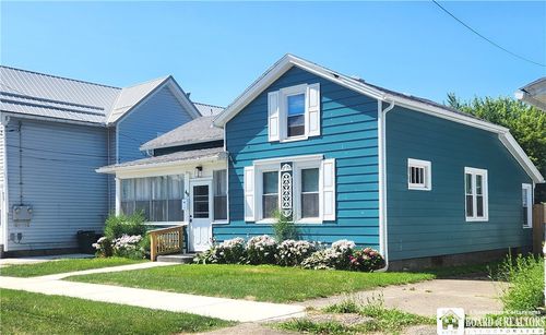 49 Leming St, Dunkirk, NY, 14048-1139 | Card Image