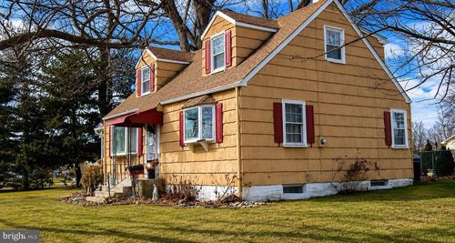 50 Kenwood Terrace, Hamilton, NJ, 08610 | Card Image