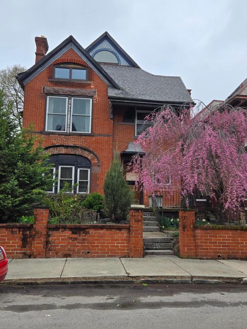 726 Franklin Ave, Columbus, OH, 43205-1005 | Card Image